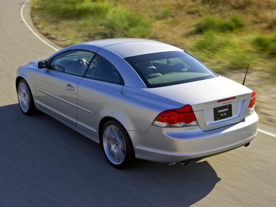  Volvo C70 T5 2005 года  (US) (фото 5 из 30)
